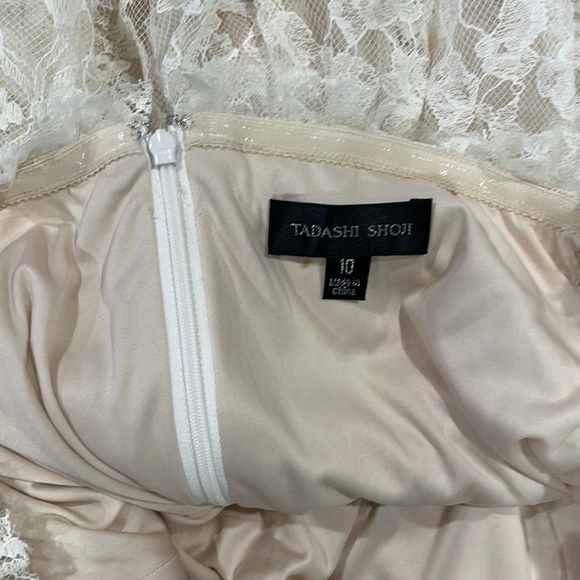 Tadashi Shoji Jacquin off shoulder lace dress size 10 - Picture 10 of 10